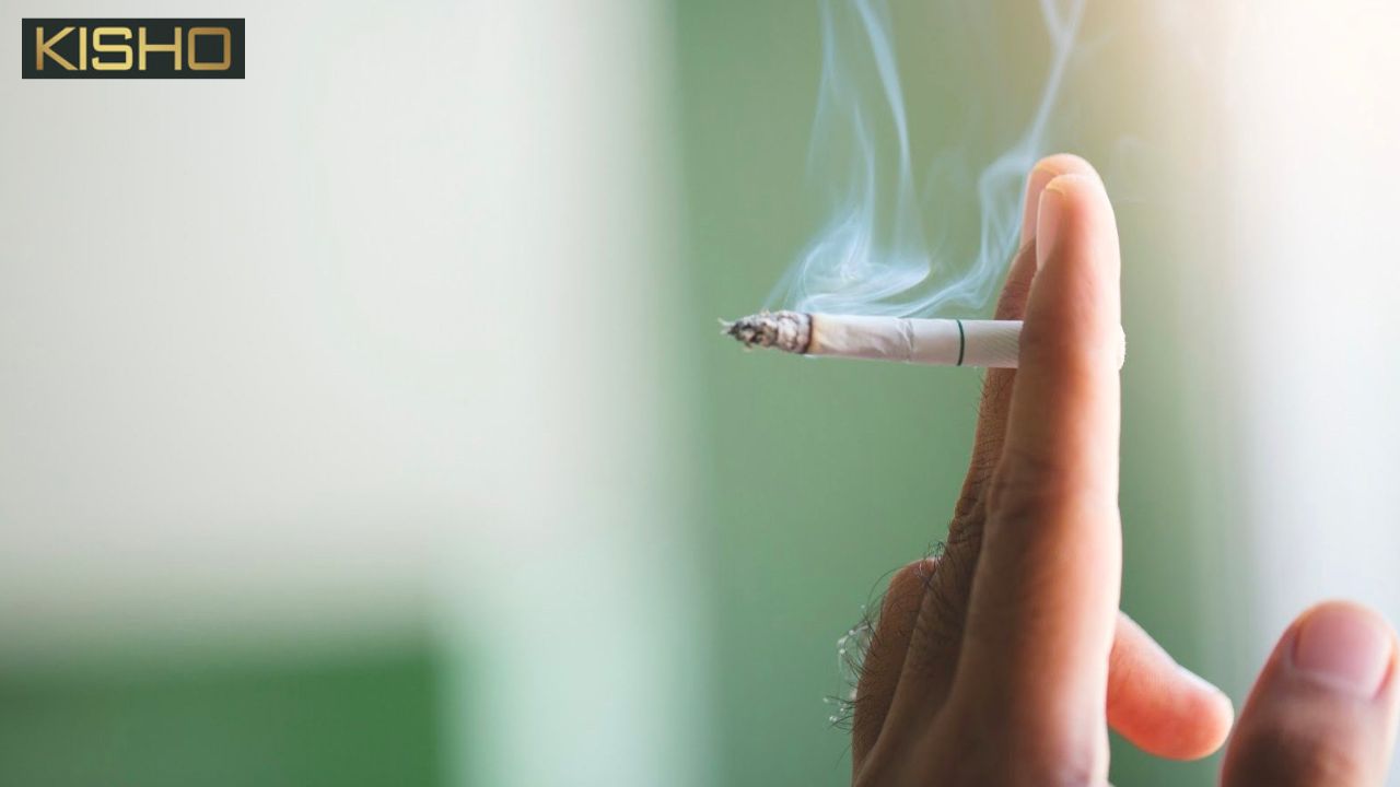 Nếu tiếp xúc với khói thuốc thường xuyên, các chất độc hại trong khói thuốc có thể gây ra các triệu chứng và làm tăng nguy cơ lên ​​cơn hen cấp