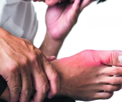 ly-giai-van-de-tai-sao-cac-con-gout-cap-thuong-tan-cong-vao-ban-dem-1-1200x675