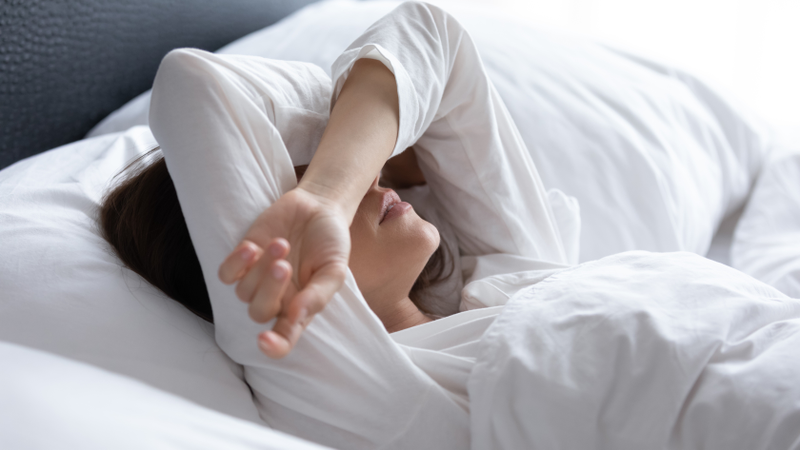 Người già mất ngủ nên uống gì? - Kisho Asma
